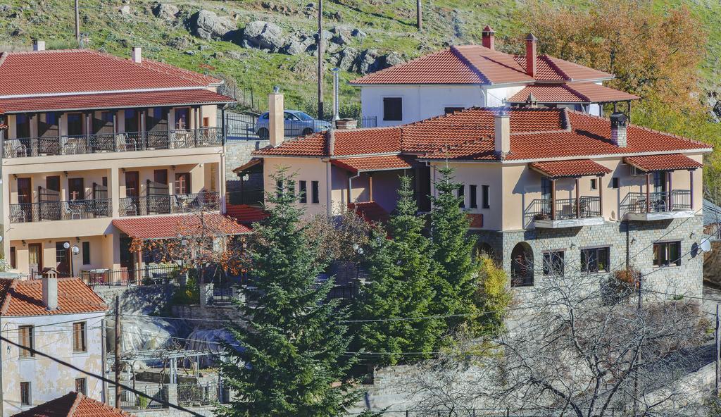 Lefteris Hotel Alatopetra Exterior foto